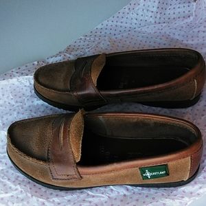 Classic Eastland penny loafers. Size 7M